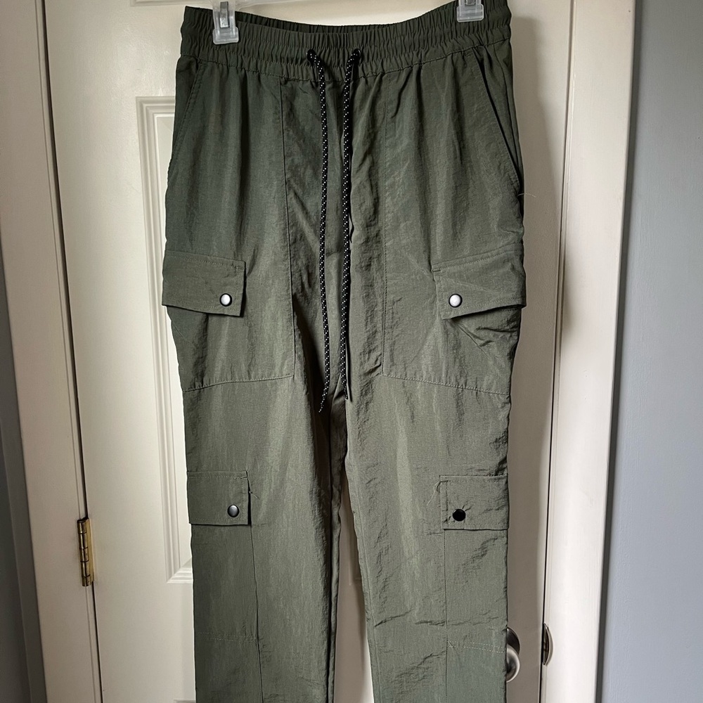 Men’s PACSUN relaxed fit, cargo pant.